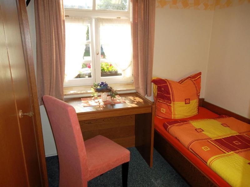 Gasthaus Hotel Zum Kreuz Stetten am Kalten Markt Quarto foto